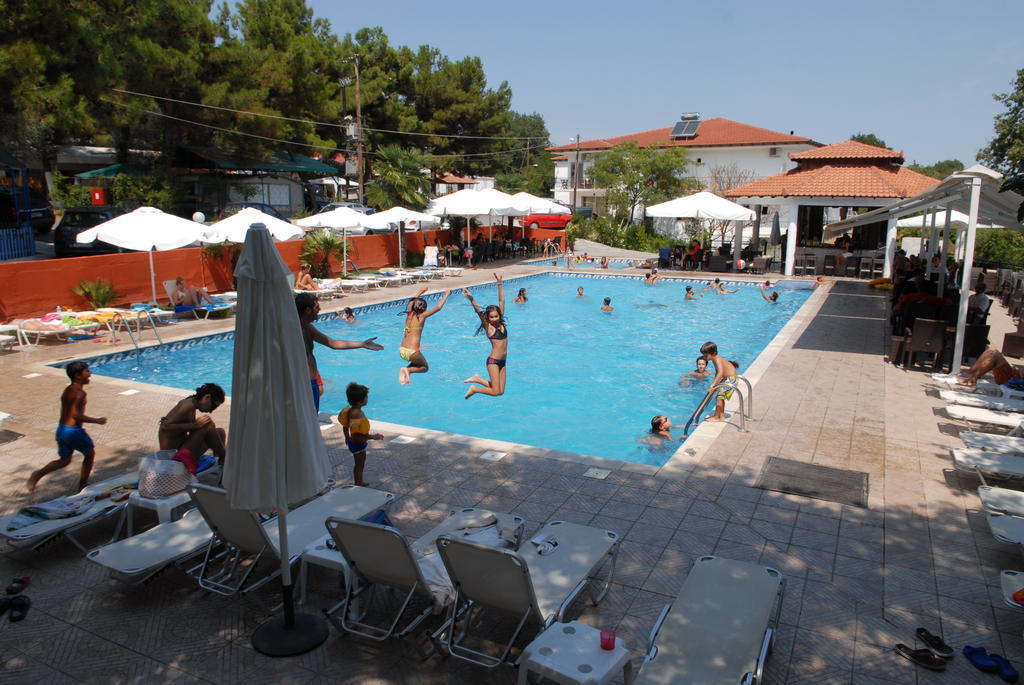 Hotel Camping Agiannis Makrygialos Exterior photo